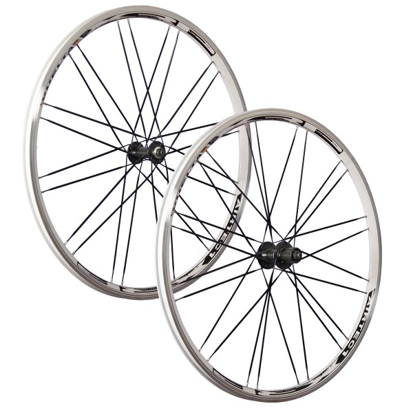 28inch bike wheel set Airtec1 XRP Shimano Altus HB / FH-RM40 white